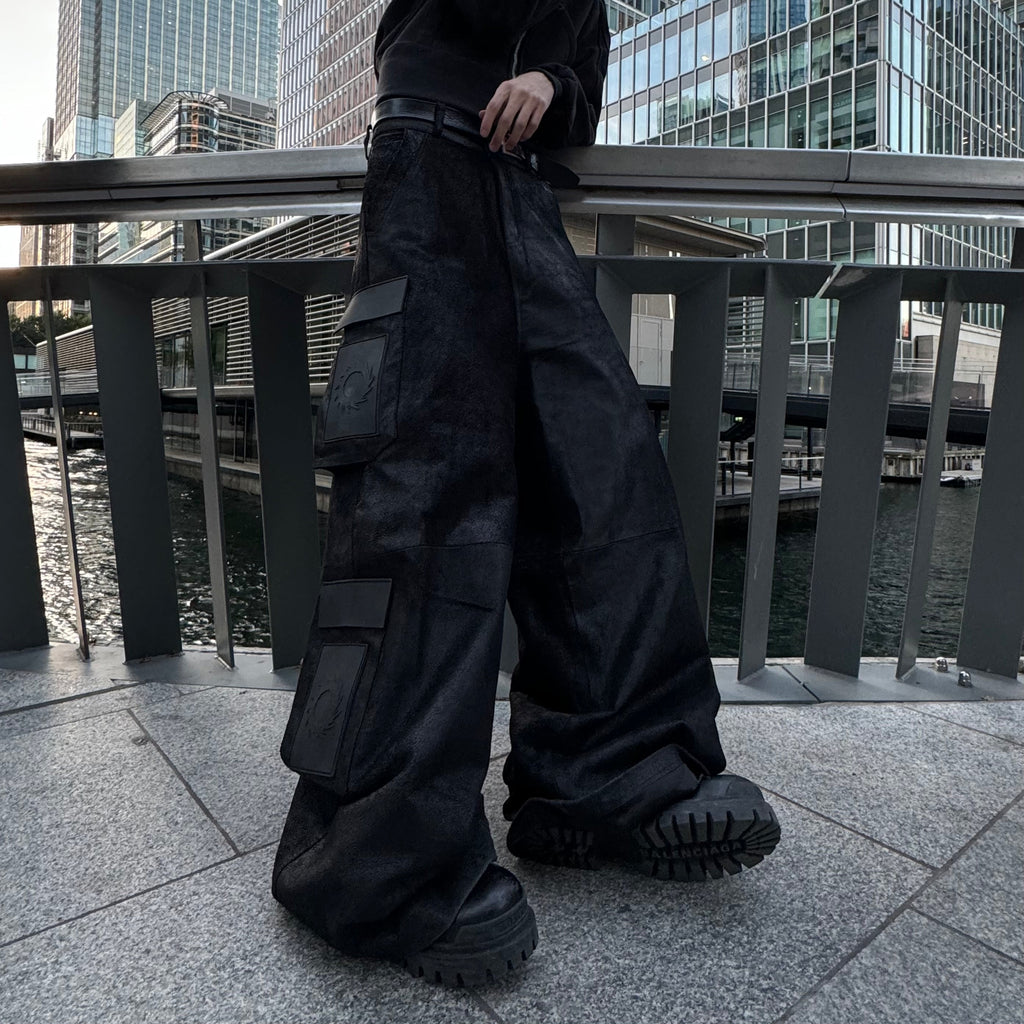 CRACKED LEATHER PANTS